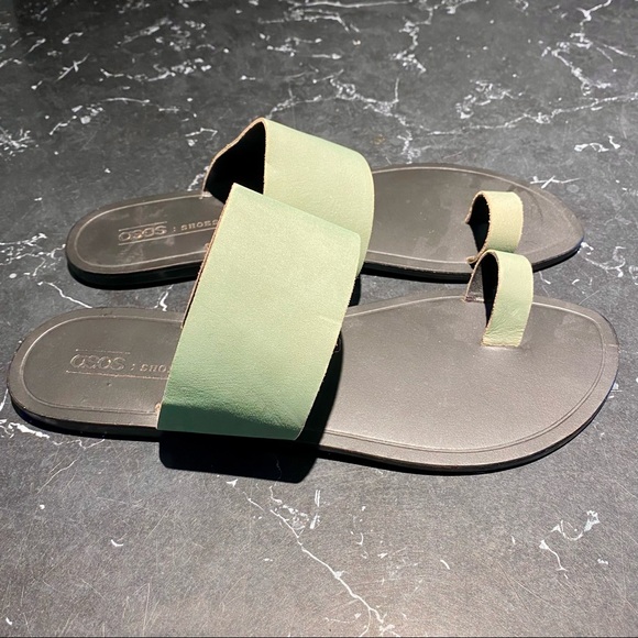 ASOS Faro Leather Toe Loop Sandals - Picture 3 of 10